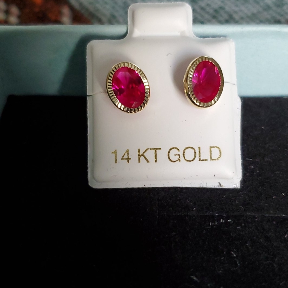 Pair of earrings 14 K yellow gold
